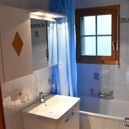 Haus Brunnen Apartamento *